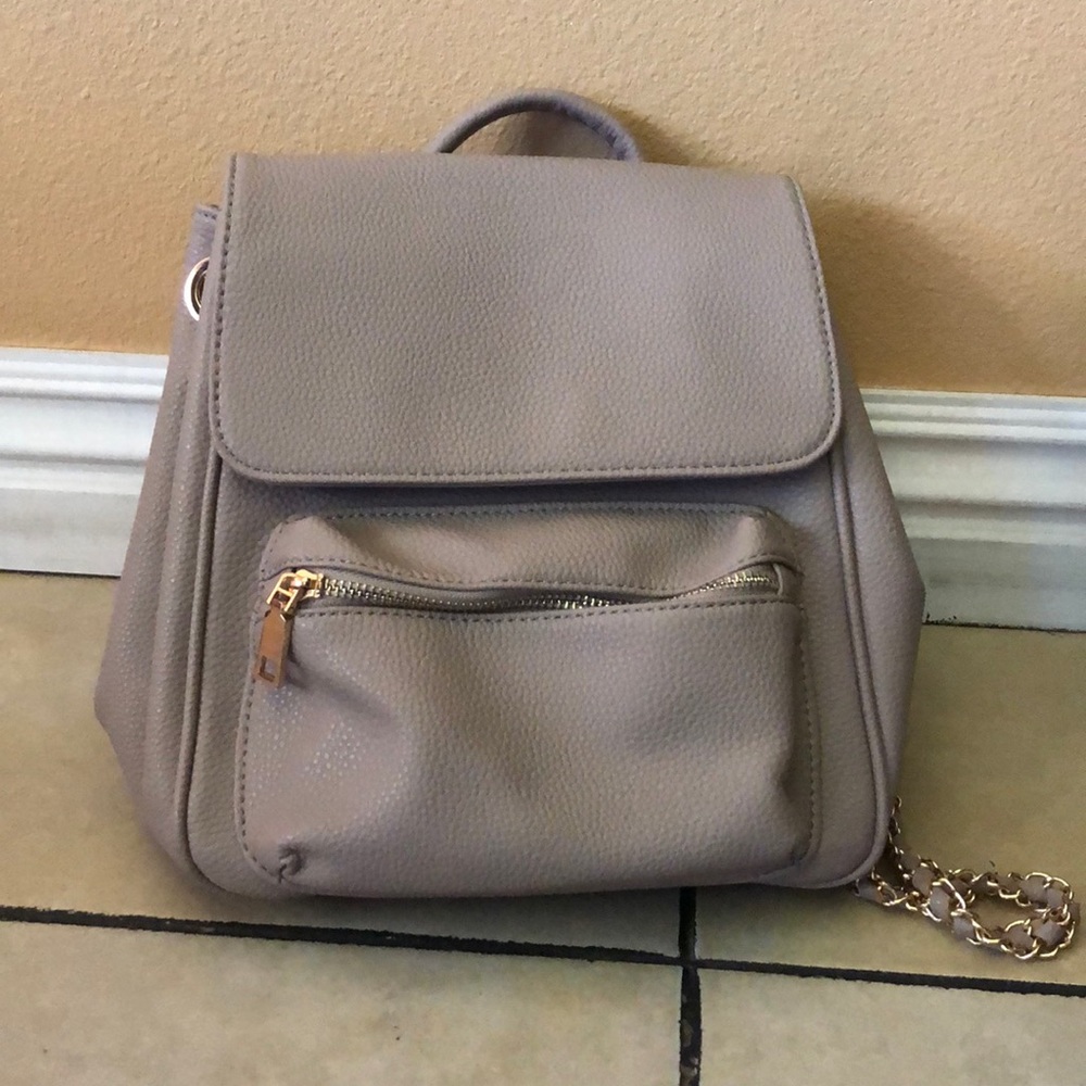 Mauve Small Bag with Gold Accessories